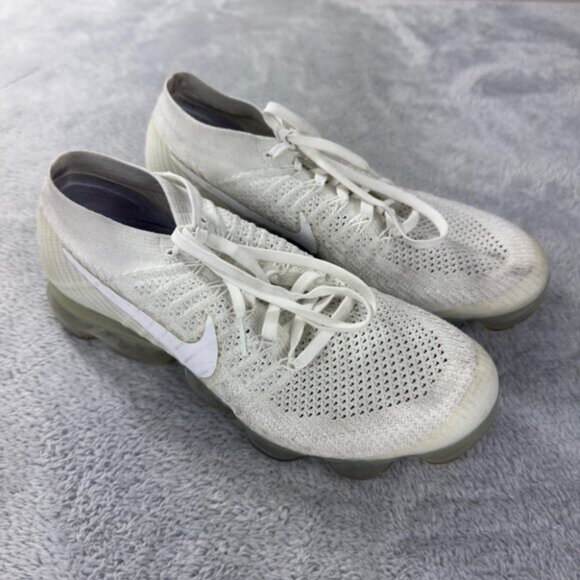 Nike VaporMax FlyKnit White Christmas Athletic Shoes Wo Mens Size 8.5 US - Picture 1 of 7